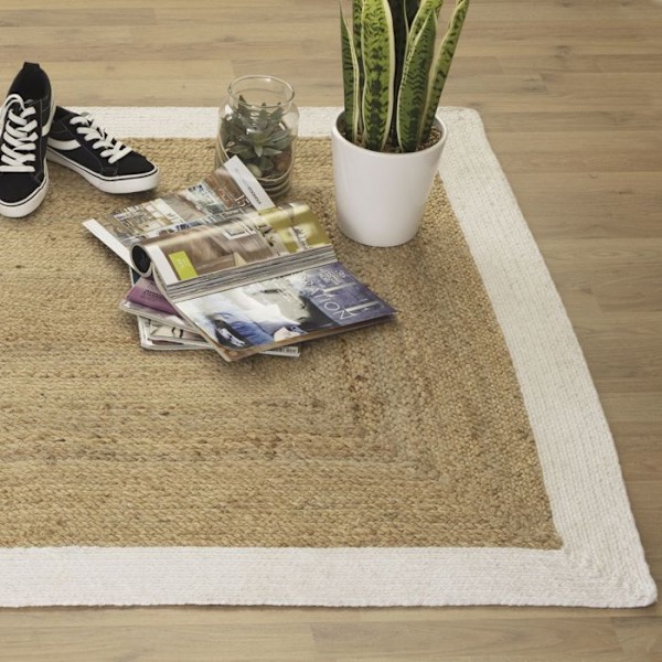 Tee - Atmosphera inredningsdesigner - 120x170 cm - Jute - Vit kant - Inomhus förenad