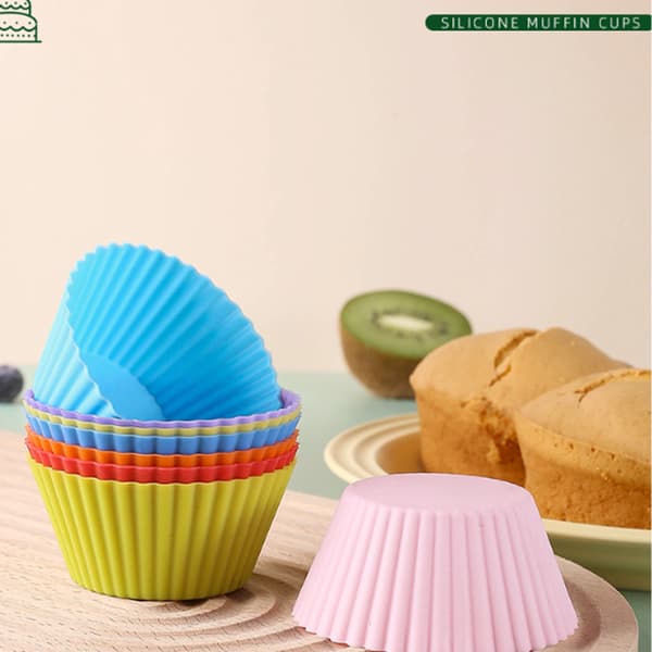 Sæt med 6 regnbuefarvede silikoneforme til muffins