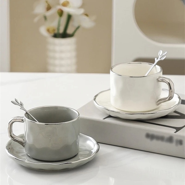 230ml Keramisk Kaffekopp med Fat och sked Europeisk Stil Enfärgad Tekopp och Fat Set Afternoon Tea Dessert Tekopp White