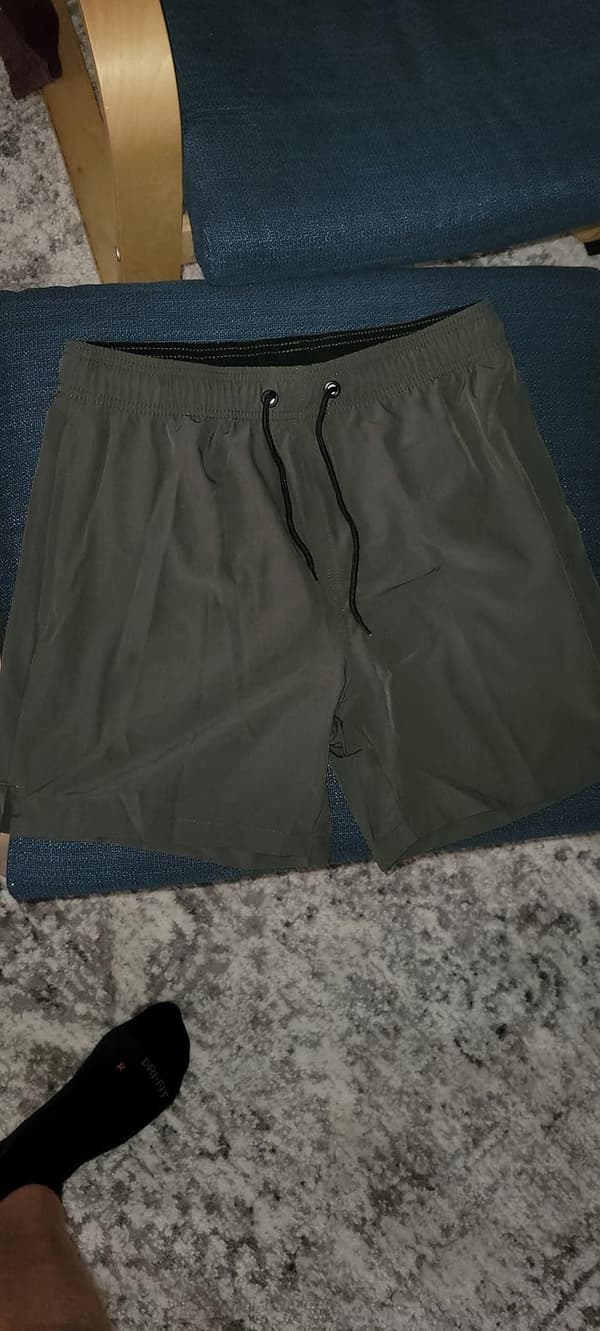 Badeshorts til mænd med lynlåslommer og meshfor