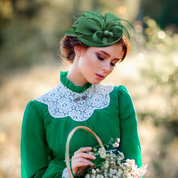 Grøn Fascinator Tehatte, 2026 Derby Pillbox Kentucky Hat til Kvinder med Fjer Net til Bryllup Cocktail Brude Brunch Fo Green