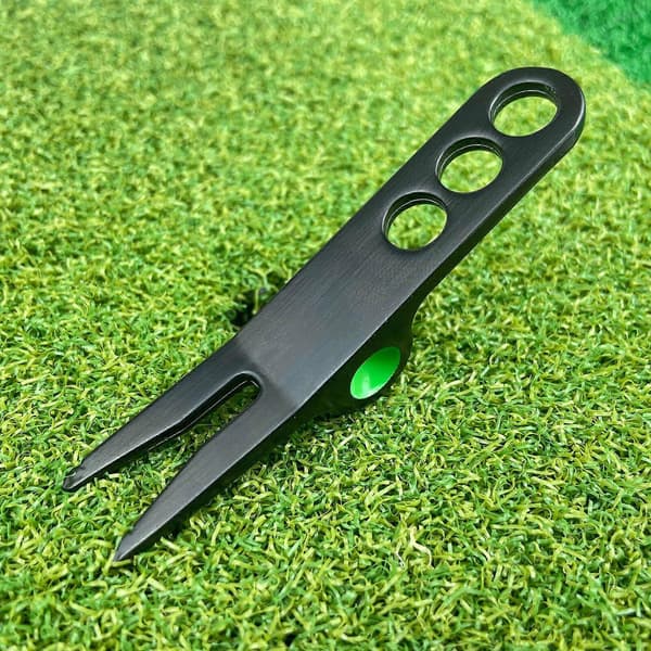 Divot Pivot Tool leimattu alumiini KUUMA black