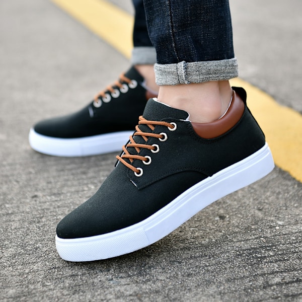 Canvas Sneakers i Koreansk Stil - Mångsidiga Vardagsskor för Män - Trendiga Oversized Sneakers för Män Svart Black 44