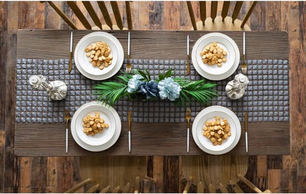 Bordløper 12 x 72 tommer Glitter Blomsterdekor, Sølvgrå