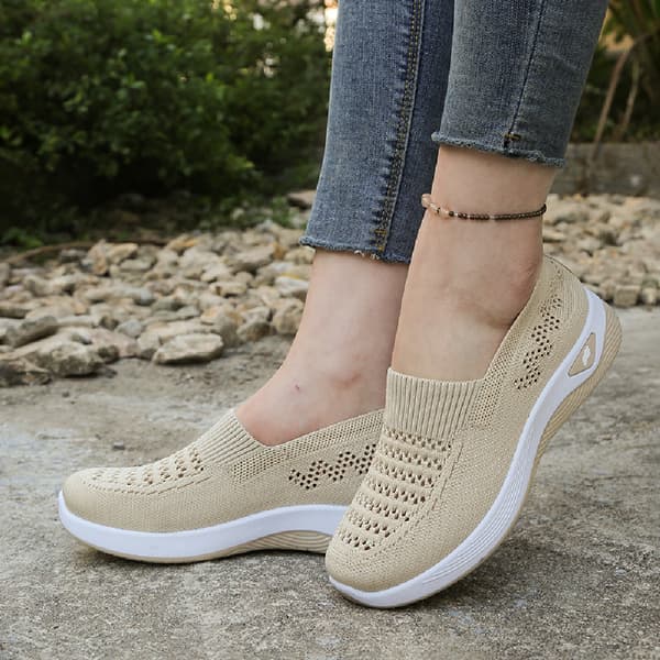 Åndbare strikkede slip-on sko til kvinder, letvægts afslappede gåsko med blød sål A7