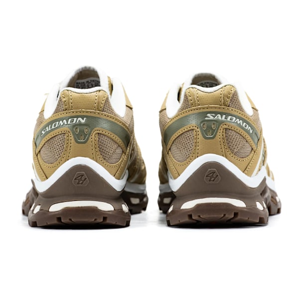 SALOMON XT QUEST ADVANCED Sneakers Apricot 40