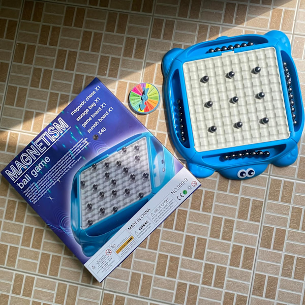 Uppgraderad Magnetisk Schackspel STF9 Set, Magnetbrädesspel med 40 Magnetiska Stenar, Strategispel, Familjespel Partyspel för Barn och Vuxna 40PCS