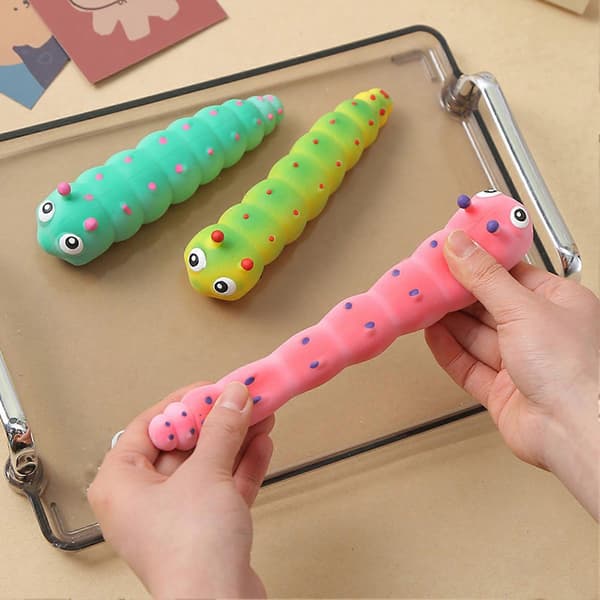 Caterpillar Stretchy Fidget Toy Sensorisk Caterpillar Squeeze Toy 3D Worm Langsomt stigende legetøj til børn