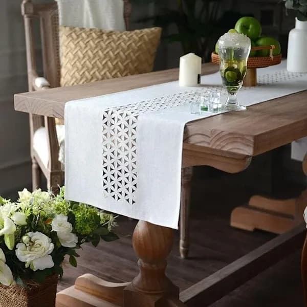 Link Modern White Table Runner Chemin 183 x 35 cm Tablecloth Combines Appearance & Washability for Dining Table Decoration, Restaurant, Christmas Party.