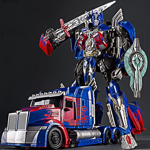 Transformerende legetøj Optimus Prime legetøj, deformeret bilrobot, actionfigur deformationsmodel, transformerende legering