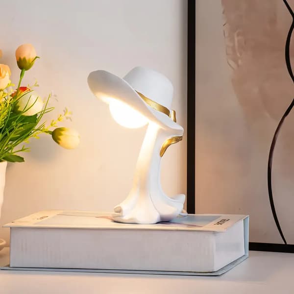 LED-hatt bordlampe, justerbar lysstyrke (hvit)