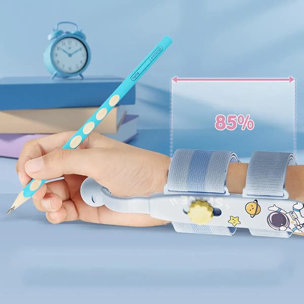 Pencilgrepp för barnhandstil, Anti Hook Wrist Corrector Justerbar (Rosa)
