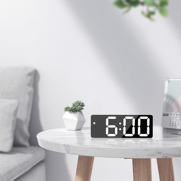 Digital väckarklocka stor LCD-display med kalender temperatur (vit)