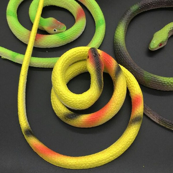 Miljövänlig gummi Snake Prank Toy Mjuklim Fake Snake Halloween Prank Toy Snake Yellow