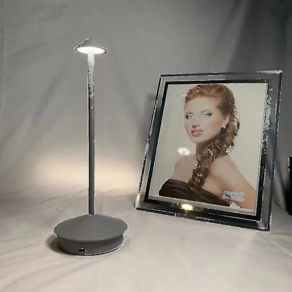 Ladattava pöytälamppu Creative Dining Touch Led Hotellibaari Kahvi Pina Pro Pöytälamppu Lampada Da Ta black