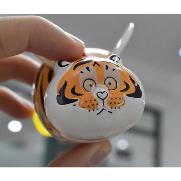Jag är inte fet tiger flygande tiger nyckelring hängen, sträcker sig kommer att flyga vingar