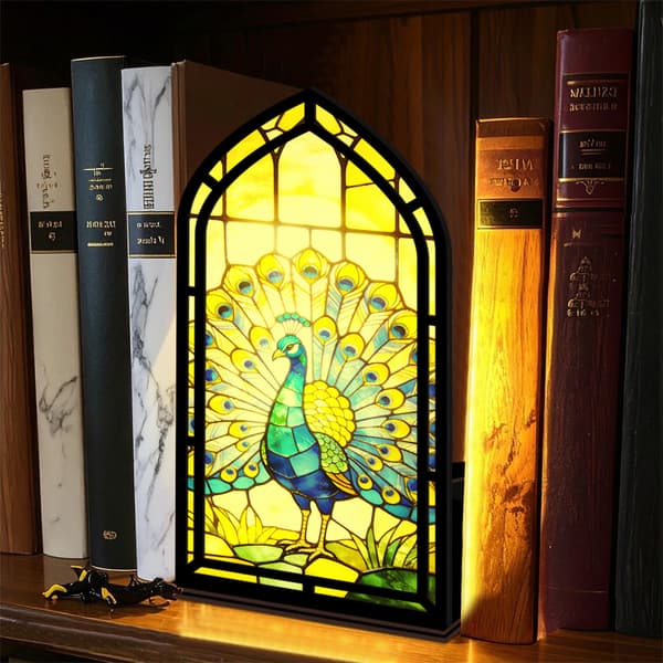 Fantasy bokkrok for bokelskere, med stearinlyslampe Peacock