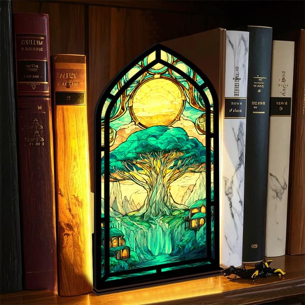 Fantasy bokkrok for bokelskere, med stearinlyslampe Tree
