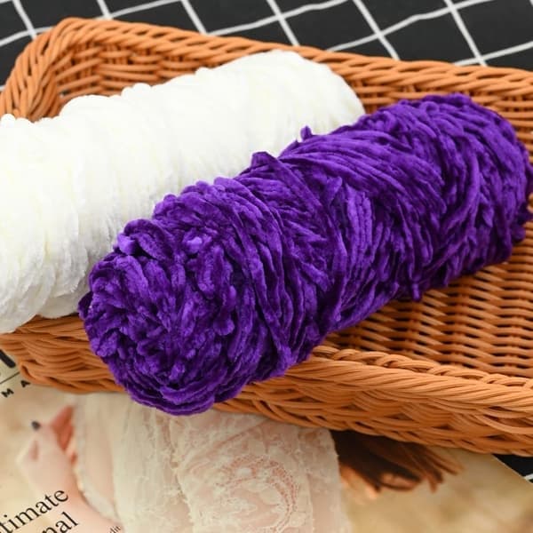 Stickgarn för stickning och virkning 5 x 95g, Chenillegarn, för garnprojekt deep purple