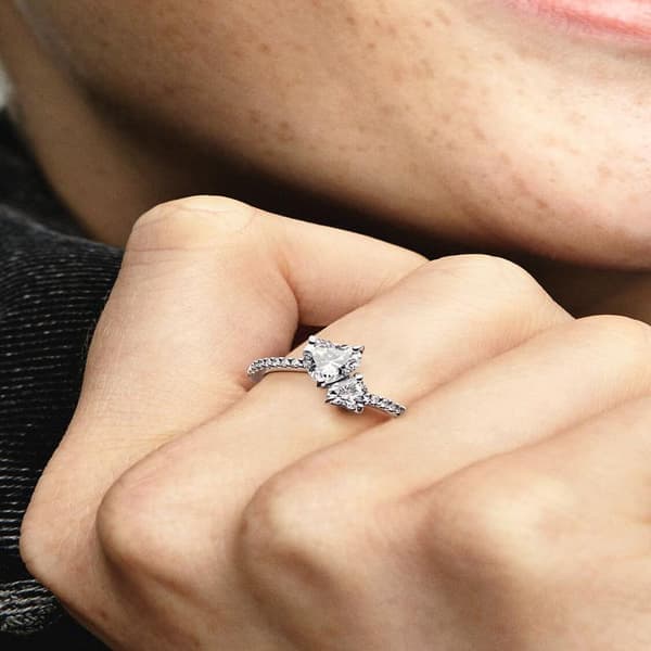 Pandora - Dobbelt Hjerte Gnistrende Ring - Sterlingsølv Omkreds: 50mm