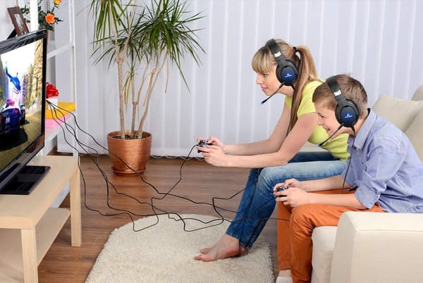 Spelheadset med mikrofon och LED-ljus, 3,5 mm-ingång, för PC, PS4, Xbox One,