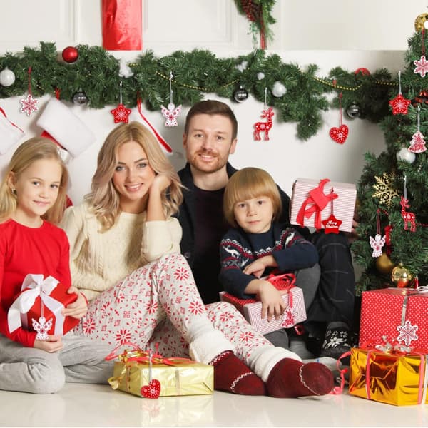 18 stycken träjulkulor snöflingor julgranshängande