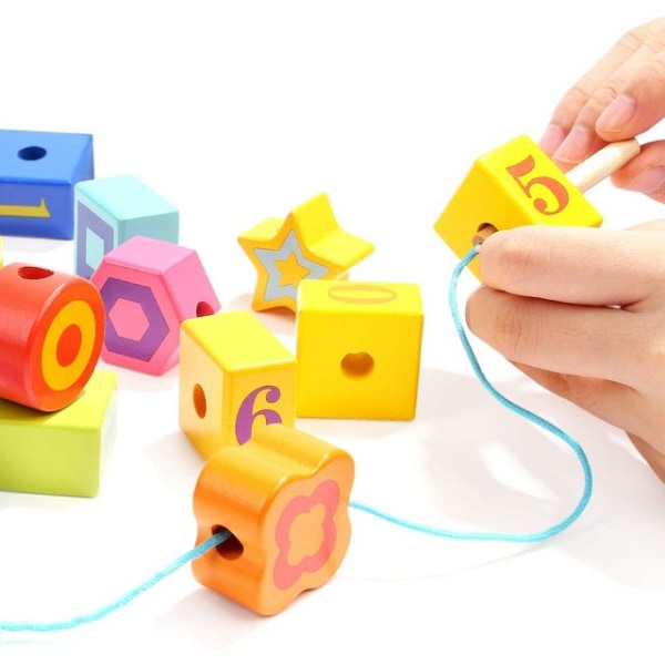 Beads Wire Game Träleksak från 2 år gammal finmotorik Montessorileksaker