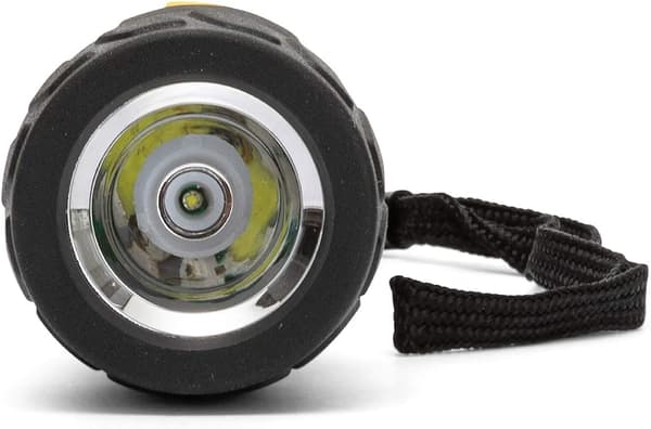 Hyper aluminium LED ficklampa med bekväm spets.