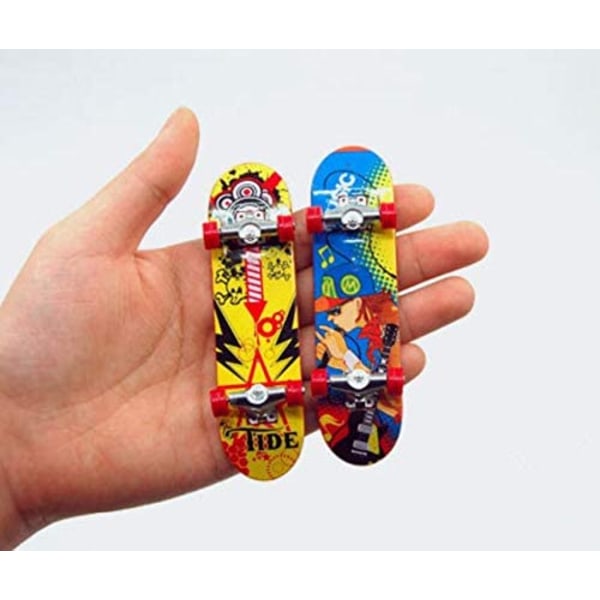 Finger Mini Skateboard, Deck Truck Finger Board Skate Leke Perfekt for Barn Party Favors Bag Fillers Barn Gave Tilfeldig 6 stk.