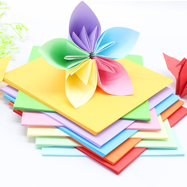 Färgglada fyrkantiga origami barn handgjorda färgat papper tusen kranar av handgjorda färgat papper dagis A4 origami