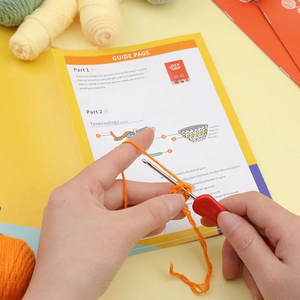 DIY Virkningskit för Djur med Garnnålar Plyschdocka Enkel Start Inkluderar Tillbehör [YD]