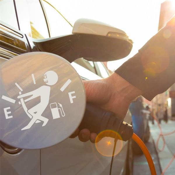 Roliga bilklistermärken Vit dekal för hög gasförbrukning Fuel Gage Emp