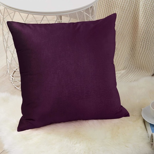 Sammetsmjuk fast kuddfodral dekorativt fyrkantigt örngott prydnadskuddfodral för soffa sovrum set om 2 (Aubergine lila, 45x45cm)