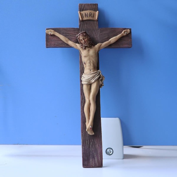 Hartskrucifix Jesus Kristus på stativet Korsfigur för hemkapelldekoration
