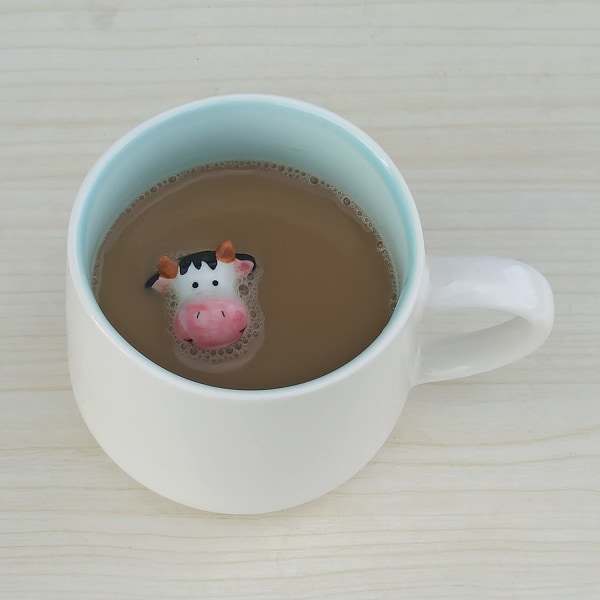 3D-djurkaffemugg med söt ko inuti, rolig tecknad