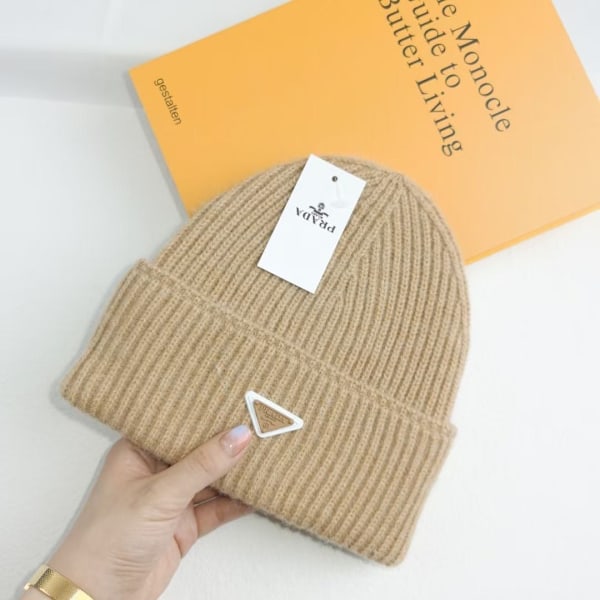 Varm stickad vintermössa Höst- och vintermössa Omvänd triangel Trendigt märke Casual Öronskydd Unisex Khaki Khaki M