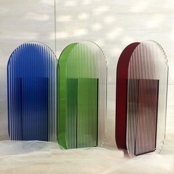 Blomvas färgglada moderna samtida design blommiga behållare dekoration för hemmakontor Gul