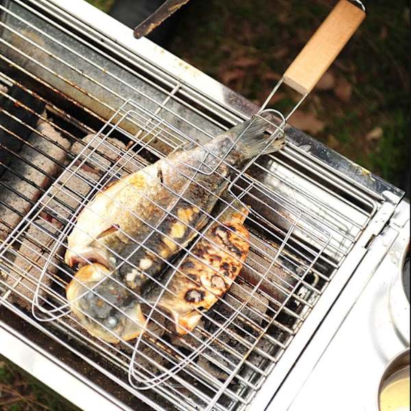 Grillet fiskekurv i rustfrit stål med aftageligt træhåndtag, grillkurv til fisk, kød og burger