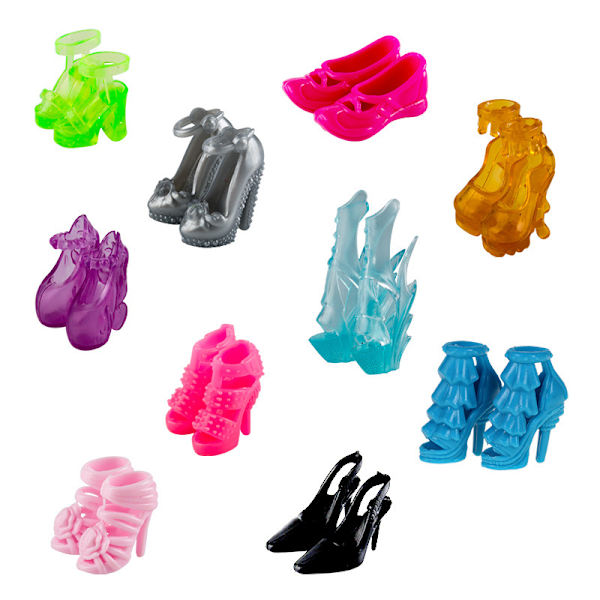 46 st 30 cm Barbie skor, väskor, kläder, galgar, tillbehör