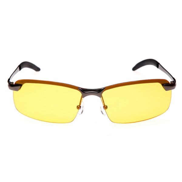 Night Driving Briller - Hold dig sikker med antirefleks UV400-beskyttelse og træthedsreduktion. Kør med tillid i svagt lys
