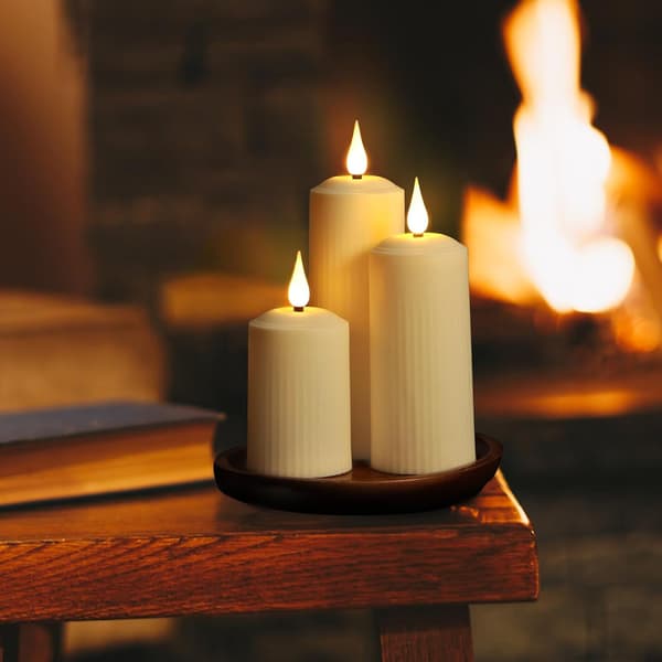 Flameless LED Pillar Candles, Rechargeable with Remote Control and Timer, Classic Design for Christmas and Halloween S+M+L