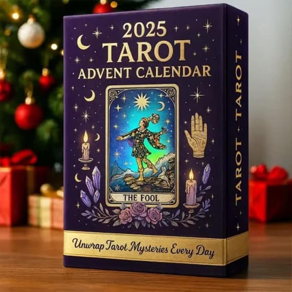 Moorle Tarot Julekalender 2025 – 24 Dage med Mystisk Jule-nedtælling, Samlerobjekter & Julepynt til Voksne