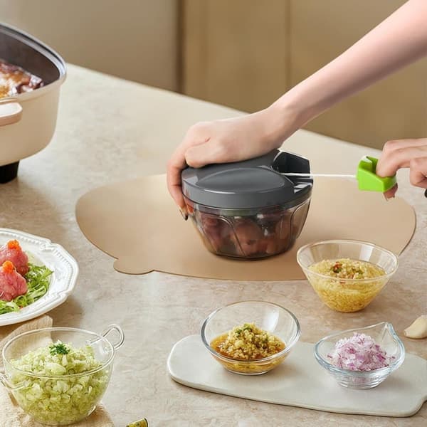 Mini Grøntsagshakker – Kompakt og Effektiv Madprocessor til Køkkenet 600ML