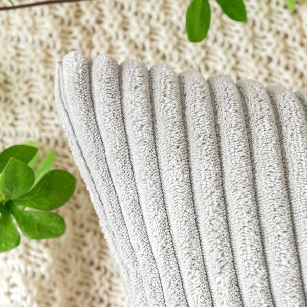 Kuddfodral i corduroy, avlångt, dekorativt kuddfodral, randigt, mjukt, bluff hem för soffa sovrum 30X50cm Silver Gray