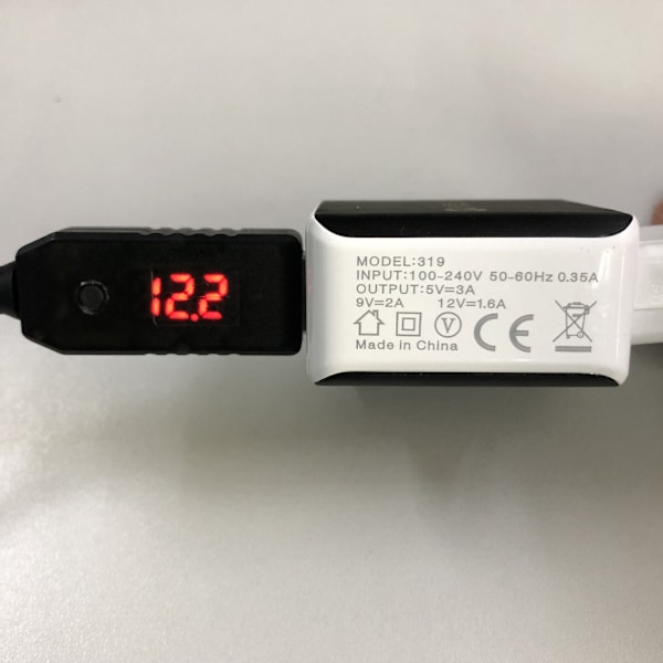 Universell för QC 3.0 USB till 5V-12V Justerbar Spänning Step Up 5.5x2.1mm Kabel Power Boost Line för WiFi Router LED Strip
