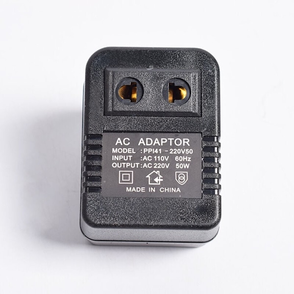 Spänningsomvandlare Spänningsomvandlare 110V/220V 220v/110v effekt 50W