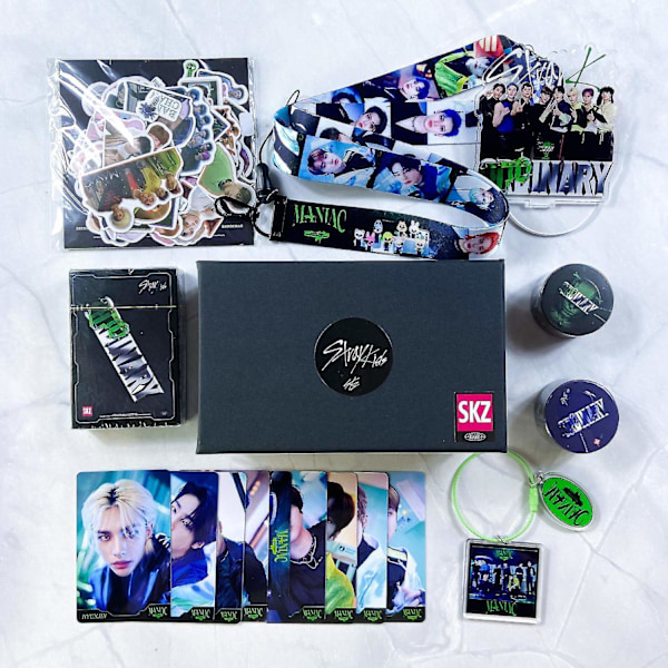 Stray Kids Nytt Album Maxident Gaveeske Sett Kpop Merchandise Fotokort Lanyard Nøkkelring Gaver til Skz Fans - Perfekt C