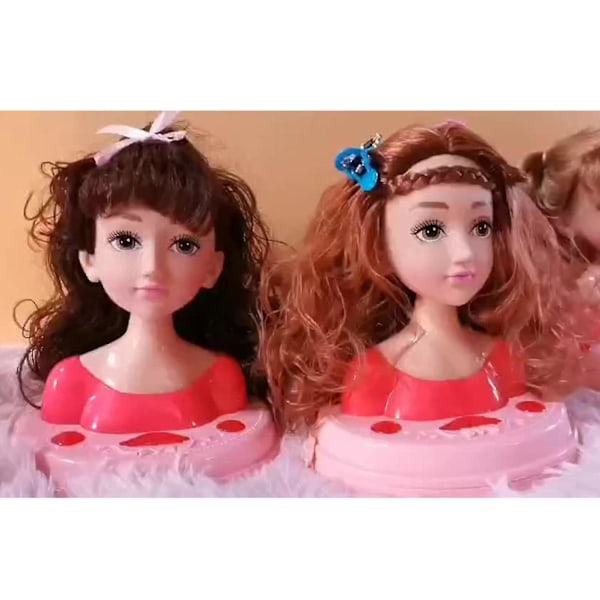 Barbie-nukke Prinsessa Elsa, Jää ja Lumi Seikkailu Elsa puolivartalonukke tarvikkeilla A Standard configuration Anna