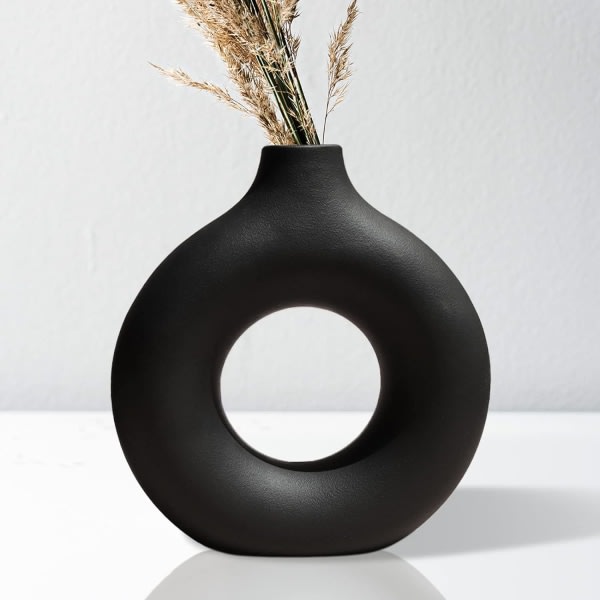 Black Ceramic Vase Nordic Circular Matte Hollow Donut Flower Vases for Dinner Office Bedroom Tabletop Party Living Room