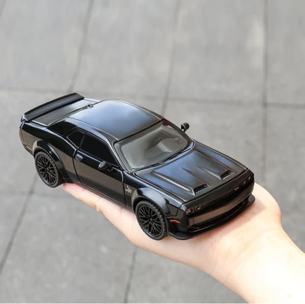 Hellcat Legetøjsmodelbil til børn 1:32 Skala Dodge Challenger Støbt Metal Legetøjsbiler til Træk Tilbage Modelbil Hellcat med Lyd og {yh}